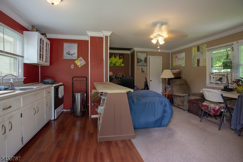 91 Sterling St Property Photo 38