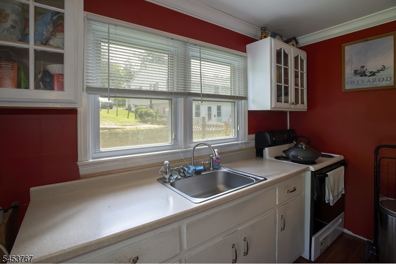 91 Sterling St Property Photo 39