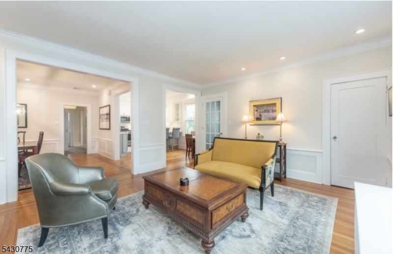238 Park St 2 Property Photo 3