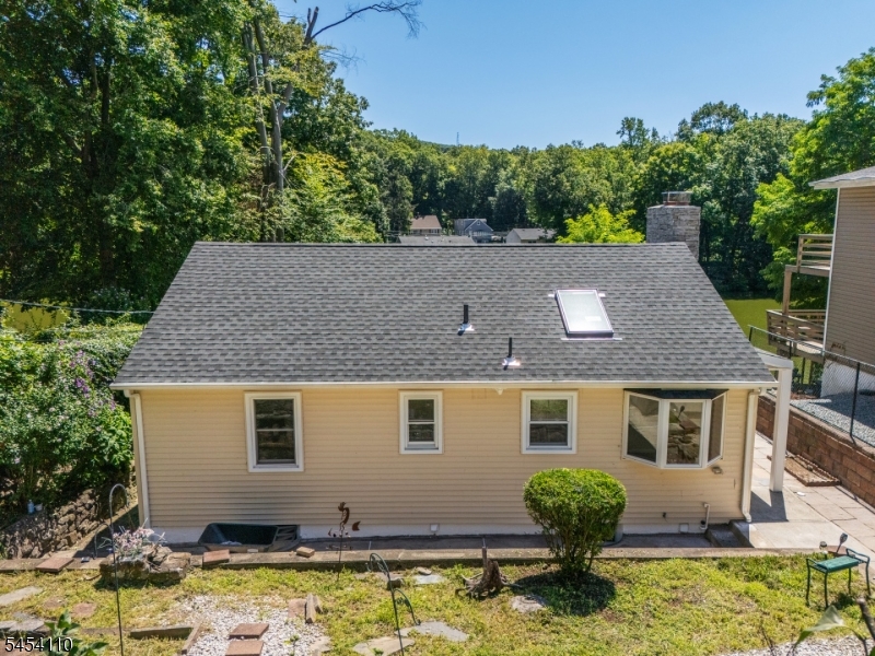 235 Skyline Lake Dr Property Photo 18