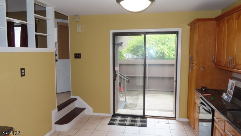 3443 Bloomingdale Dr Property Photo 4