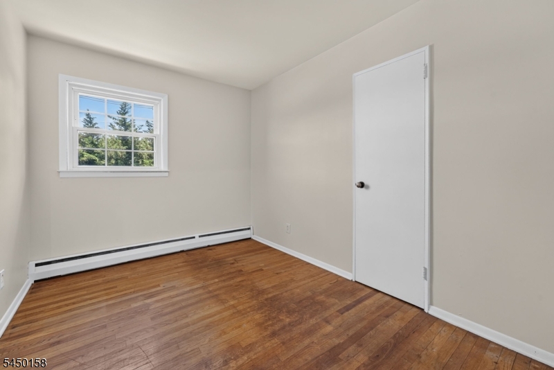 1387 Hamilton St Property Photo 10
