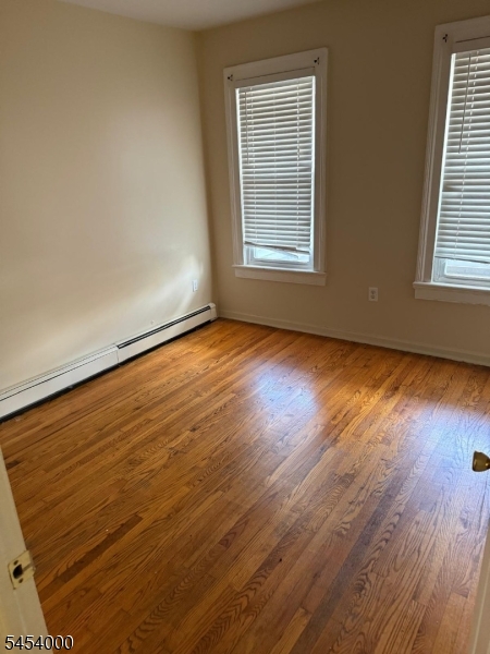 124 Marshall St Property Photo 5