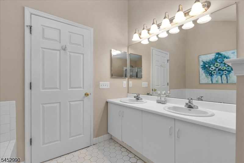 102 Constitution Way 102 Property Photo 22