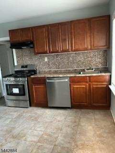 176 Goldsmith Ave 3 Property Photo 7