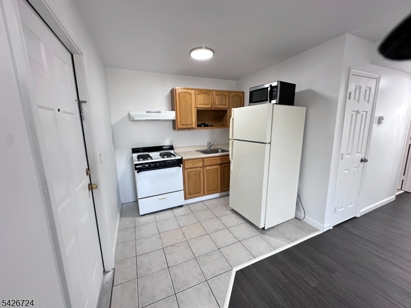 23 Highland St 3 Property Photo 2
