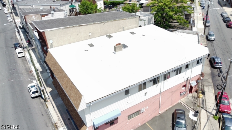 386 River St Property Photo 4