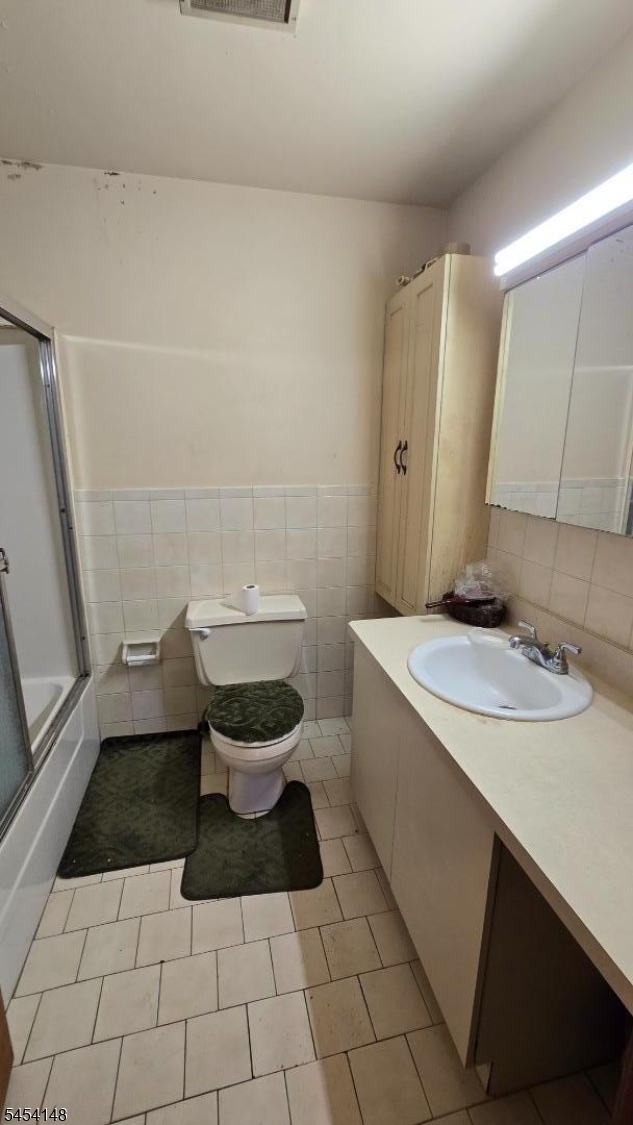 386 River St Property Photo 10