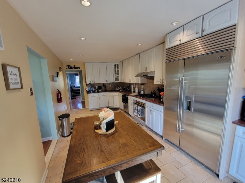 55 Stockton Ct Property Photo 6