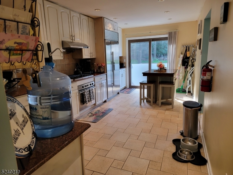 55 Stockton Ct Property Photo 7