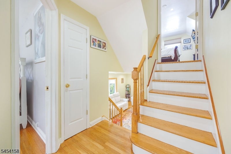 1607 Broad St Property Photo 9