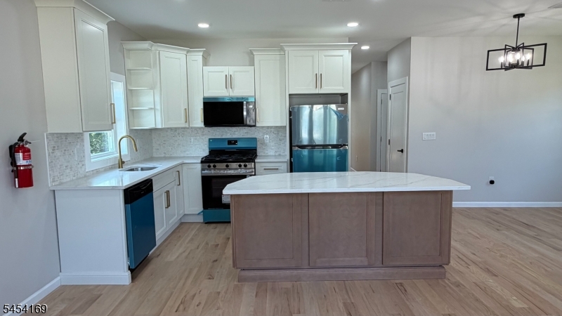 51 John Ryle Ave B Property Photo 2