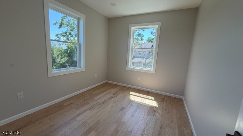51 John Ryle Ave B Property Photo 9