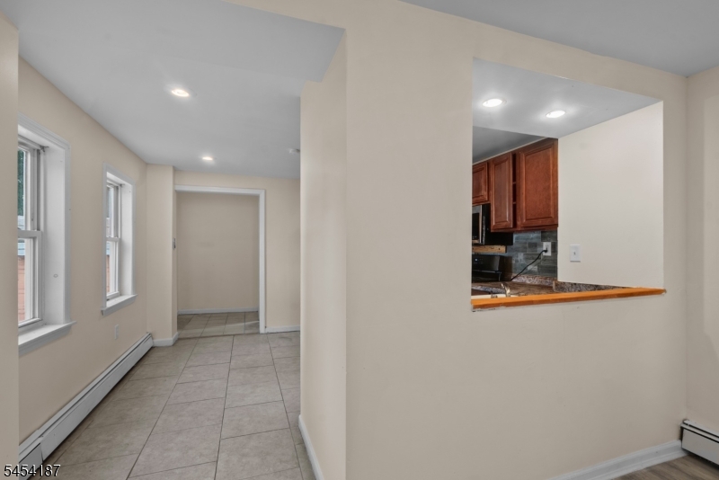 229 Parkinson Ave Property Photo 16