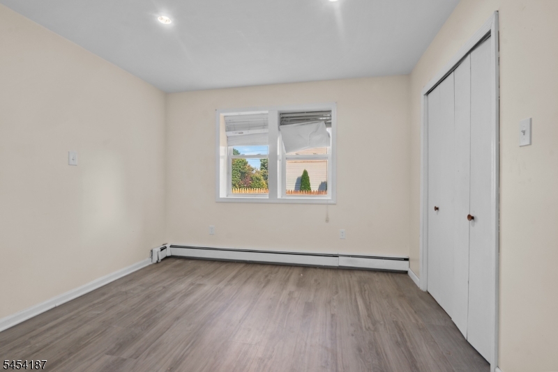 229 Parkinson Ave Property Photo 29