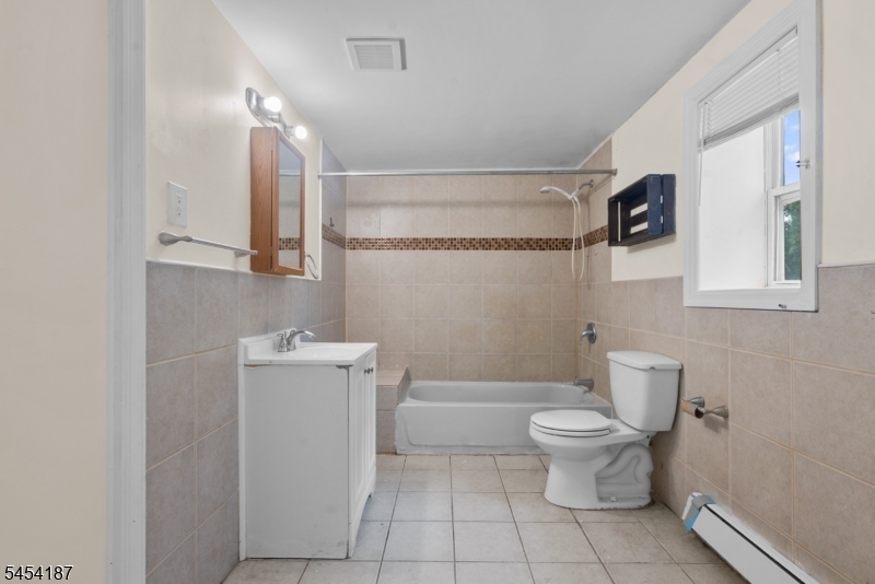 229 Parkinson Ave Property Photo 34