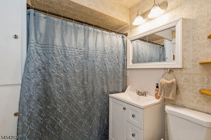 148 Mckinley Ave Property Photo 3