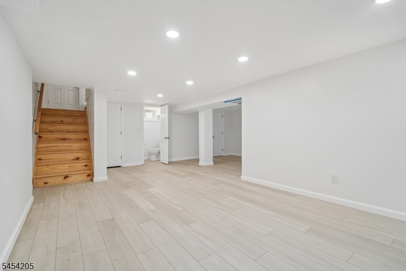 877 Park Ave Property Photo 42