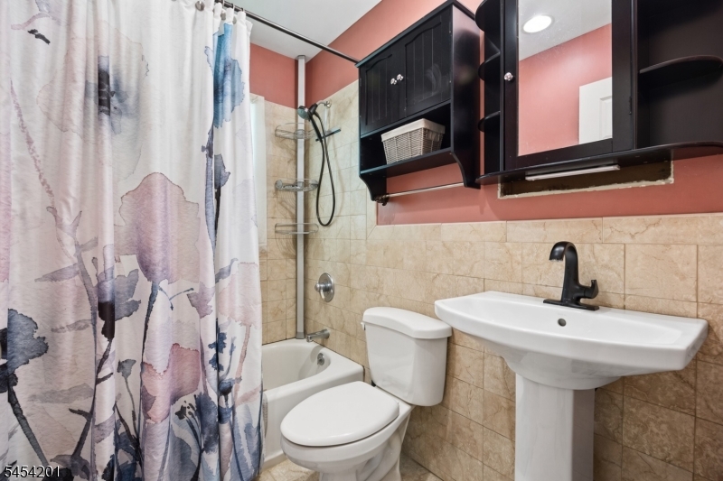 1 Ridgeview Ct Property Photo 14