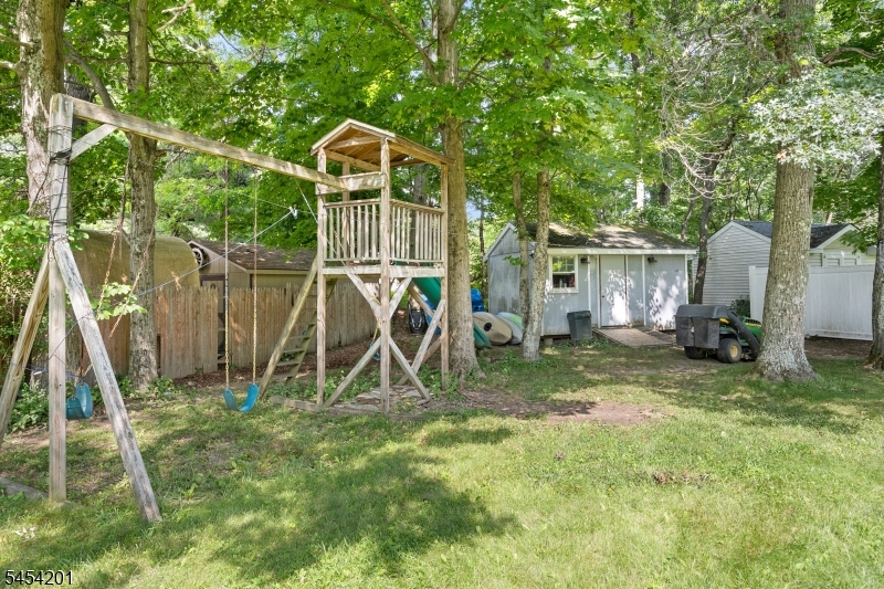 1 Ridgeview Ct Property Photo 21