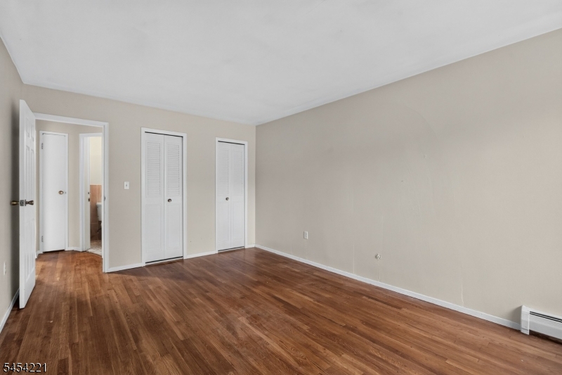 765 Vose Ave D14 Property Photo 6