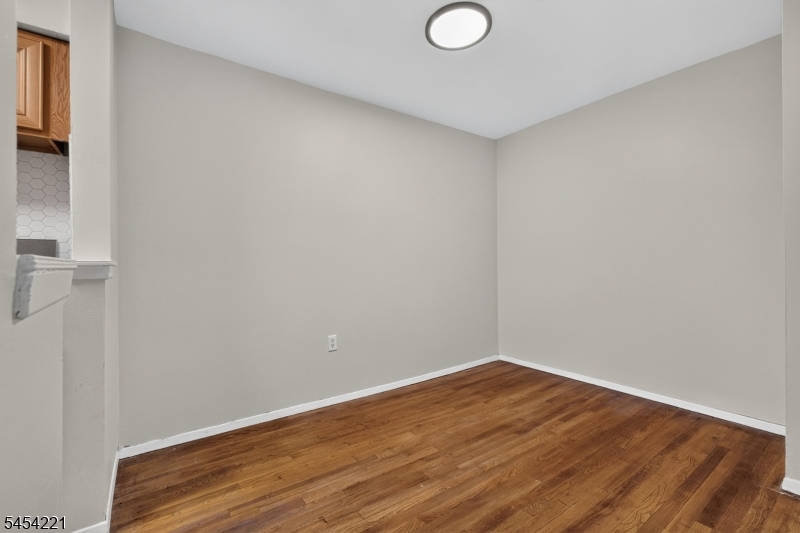 765 Vose Ave D14 Property Photo 13