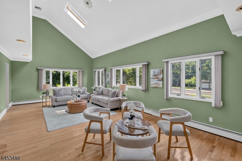 163 Oldham Rd Property Photo 8