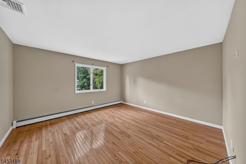 163 Oldham Rd Property Photo 29