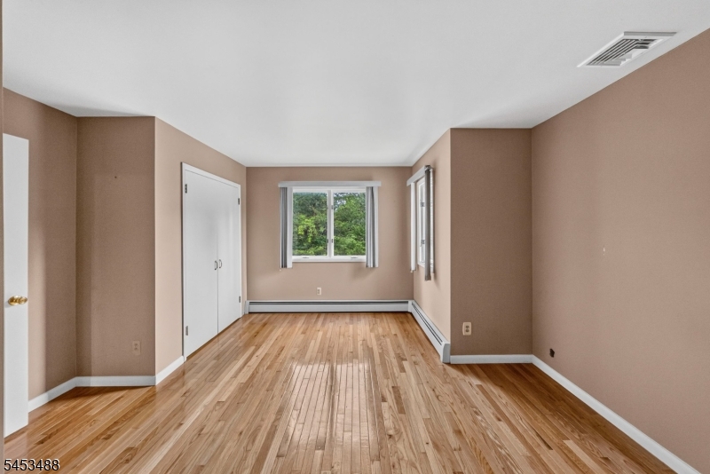 163 Oldham Rd Property Photo 31