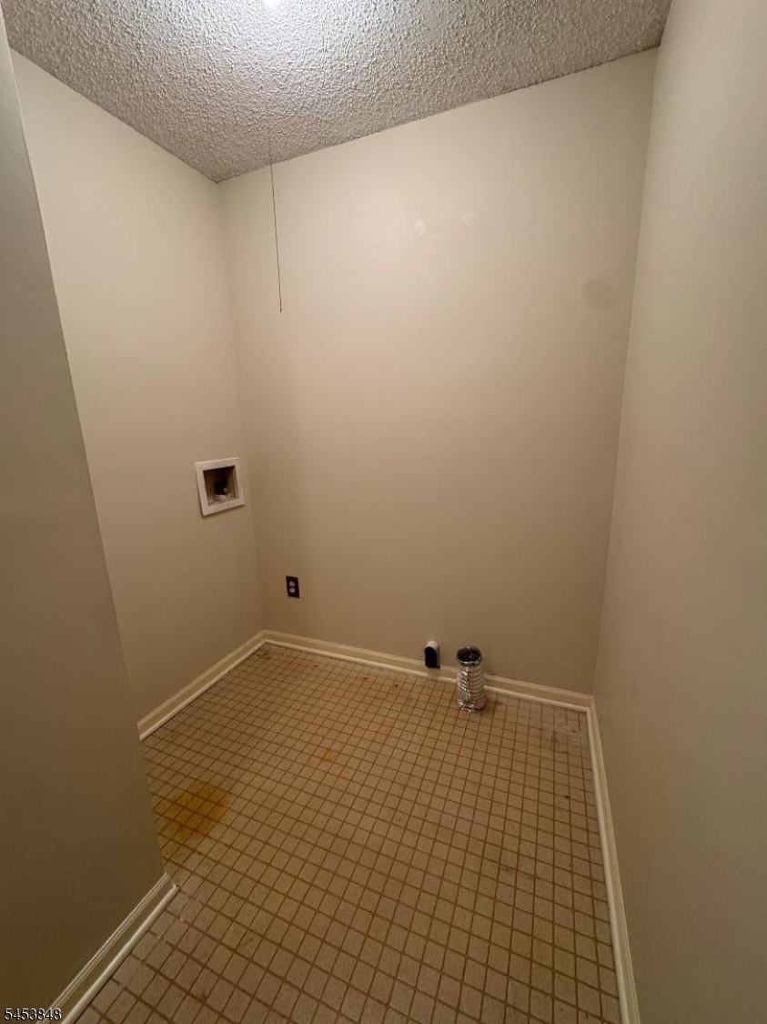 42 Burlington Ct Property Photo 39