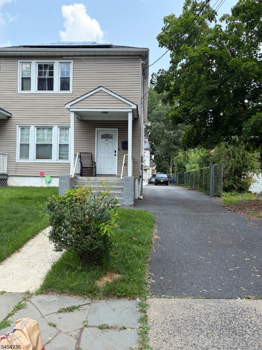 721 Madison Ave Property Photo 1