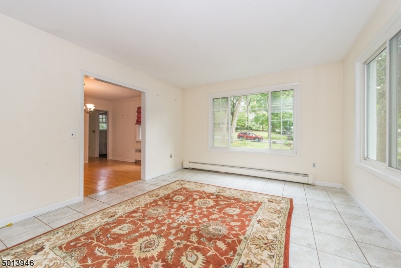 329 Morris Ave Property Photo 8