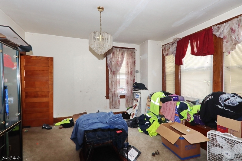 115 Florence Ave Property Photo 13
