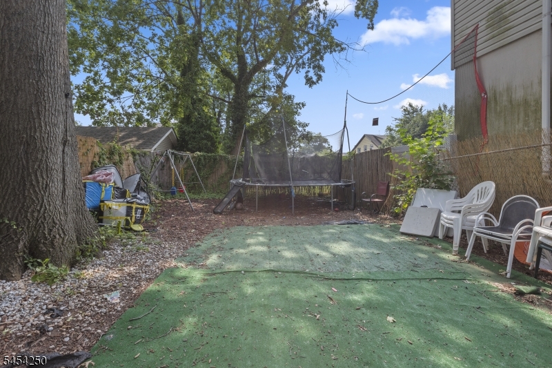 42 Mead St Property Photo 10