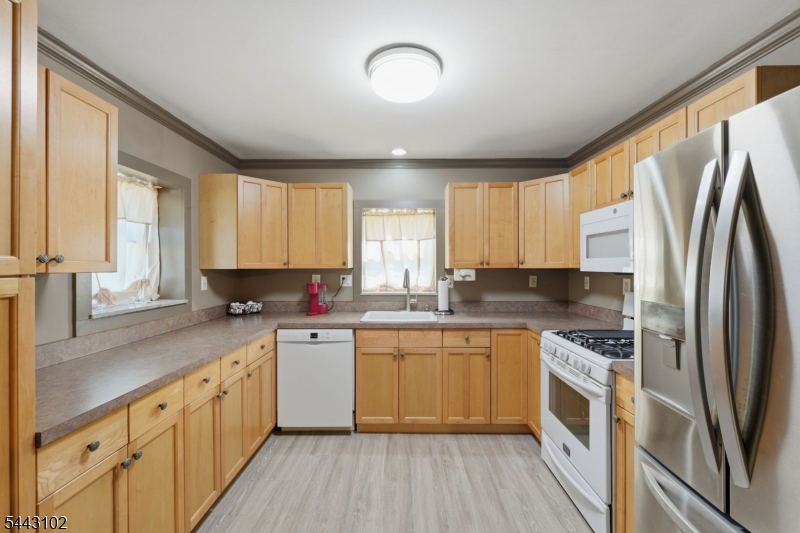 81 Sergeantsville Rd Property Photo 10