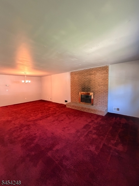112 Stedwick Dr Property Photo 8