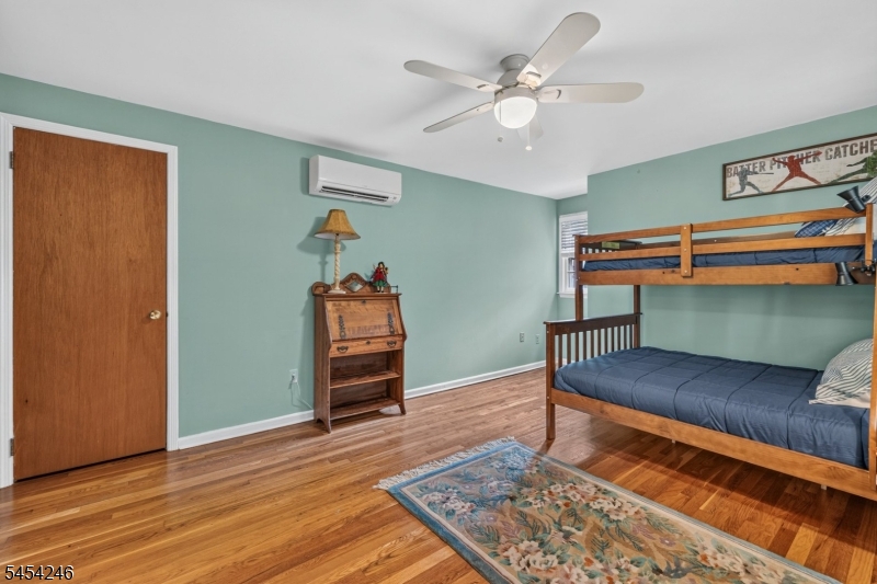 108 Chestnut Ter Property Photo 15