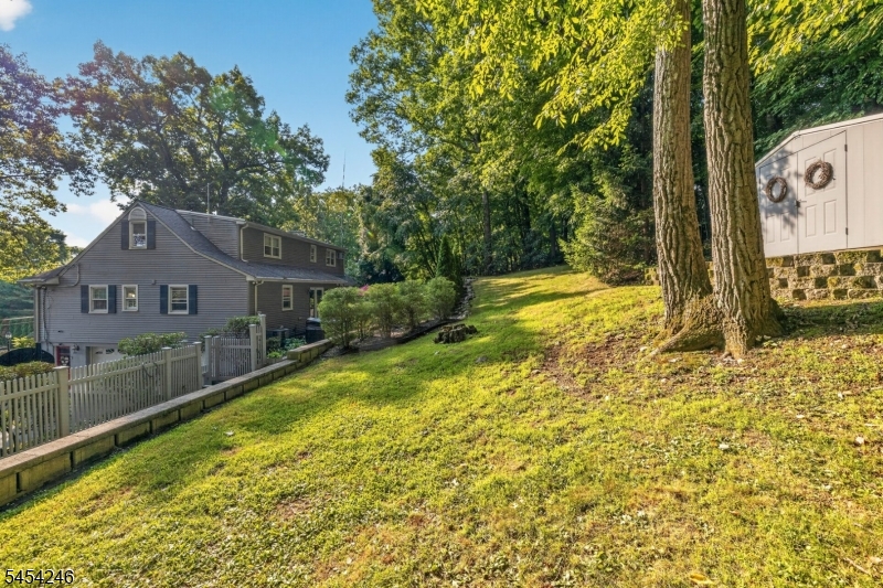 108 Chestnut Ter Property Photo 21