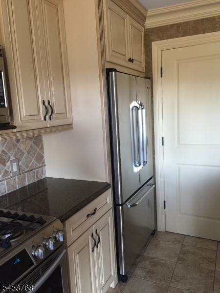 825 Riverside Ave 106 Property Photo 13