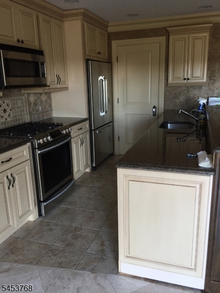 825 Riverside Ave 106 Property Photo 15