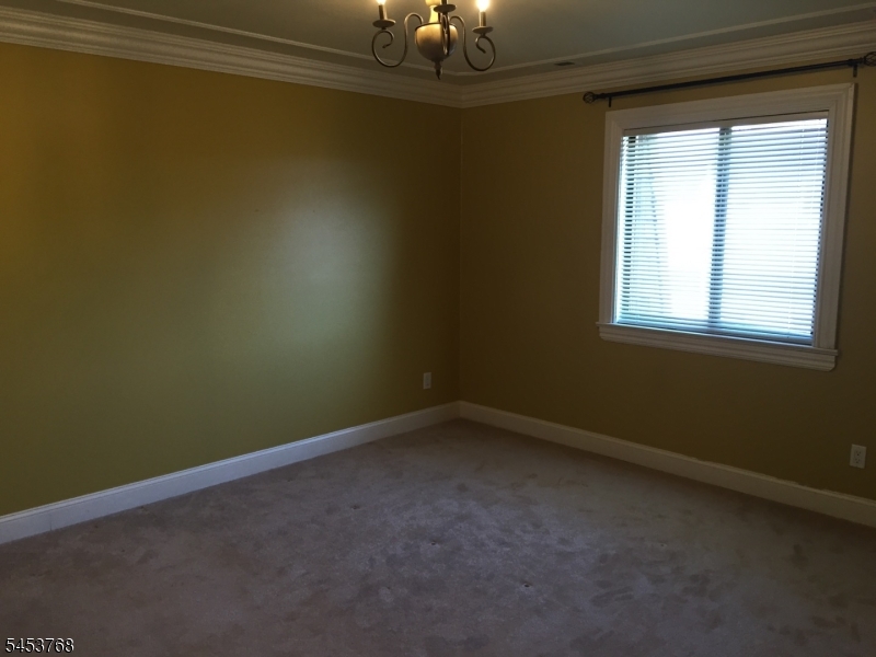 825 Riverside Ave 106 Property Photo 26