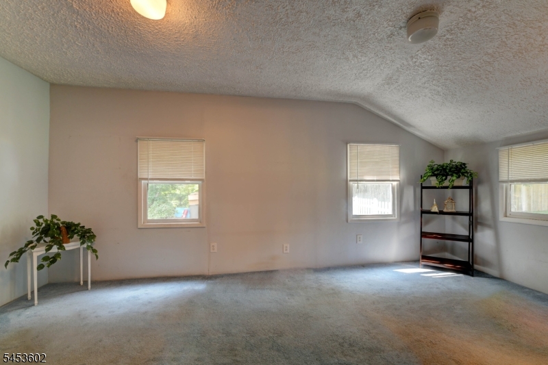 18 Arthur Rd Property Photo 13