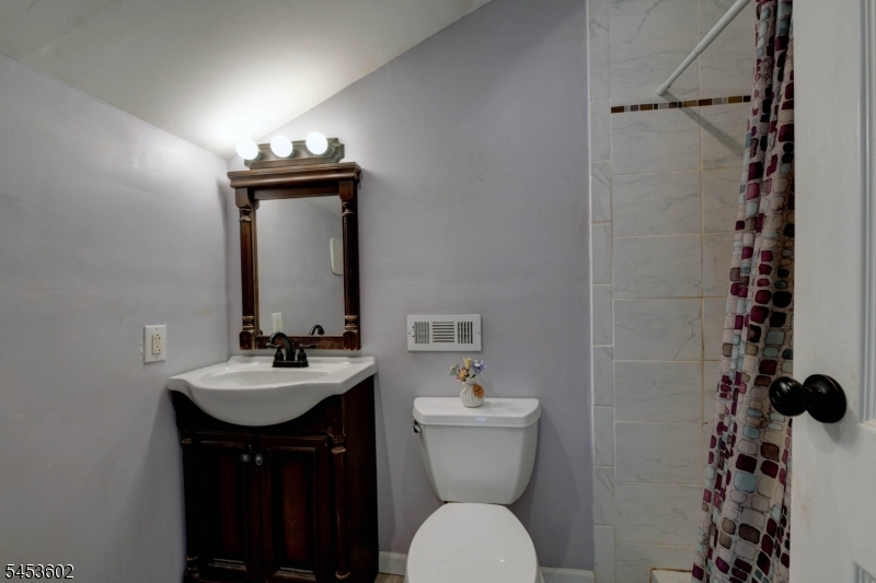 18 Arthur Rd Property Photo 15