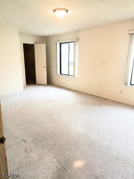 120 Park Gate Dr Property Photo 15