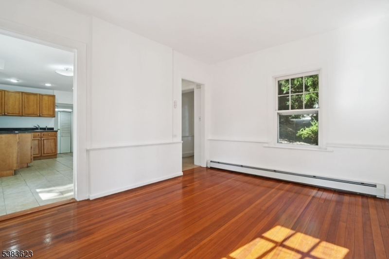 25 Prospect Ave Property Photo 5