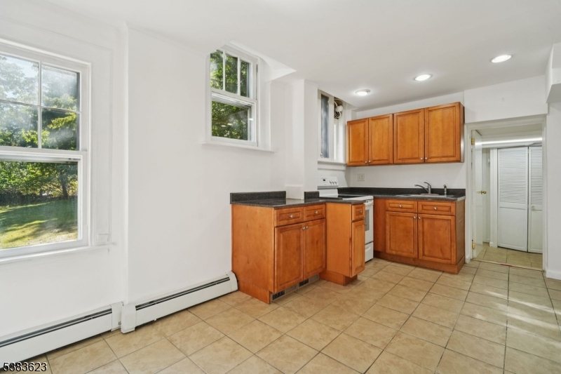 25 Prospect Ave Property Photo 7