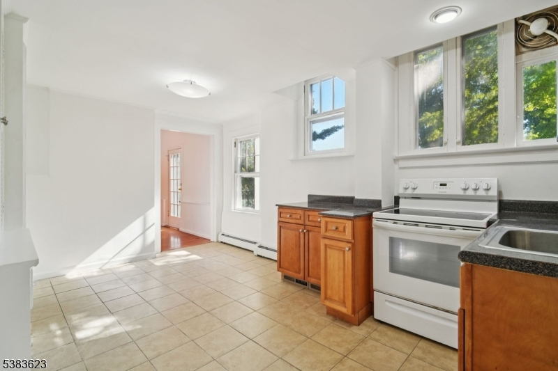 25 Prospect Ave Property Photo 8