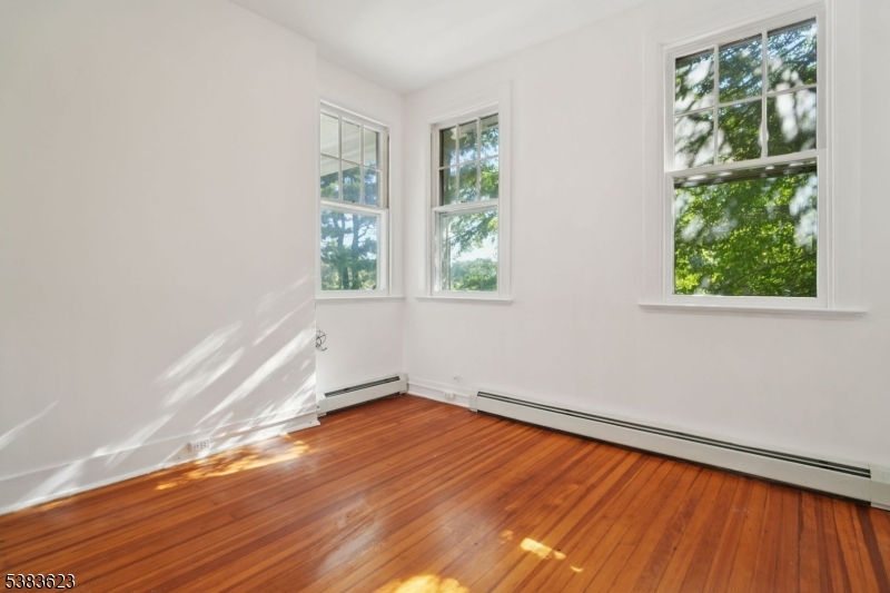 25 Prospect Ave Property Photo 13