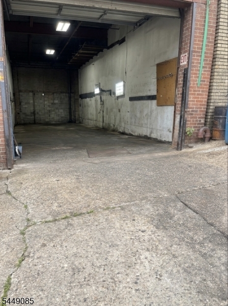 517 Avon Ave Property Photo 1