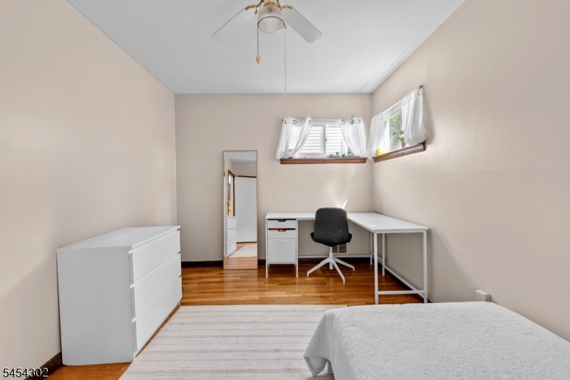 34 Roosevelt Ave Property Photo 18